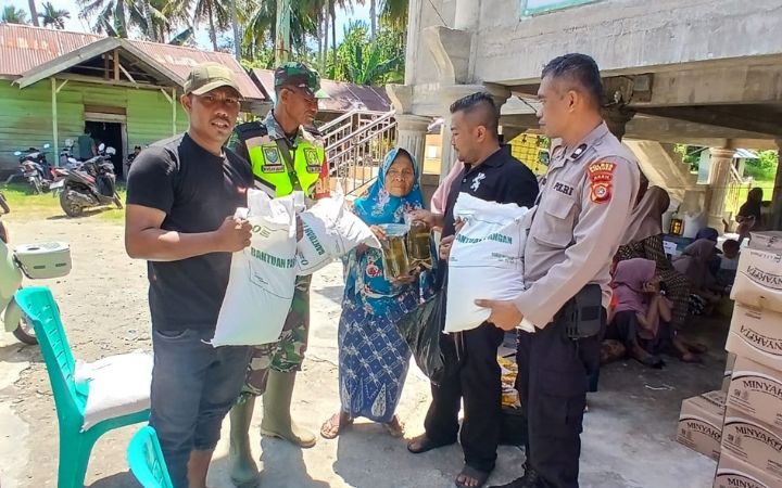 Bulog Lhokseumawe Salurkan 111,9 Ton Beras untuk 5.595 KK di Peudada, Bireuen, Ini Aturan Ambil Bansos