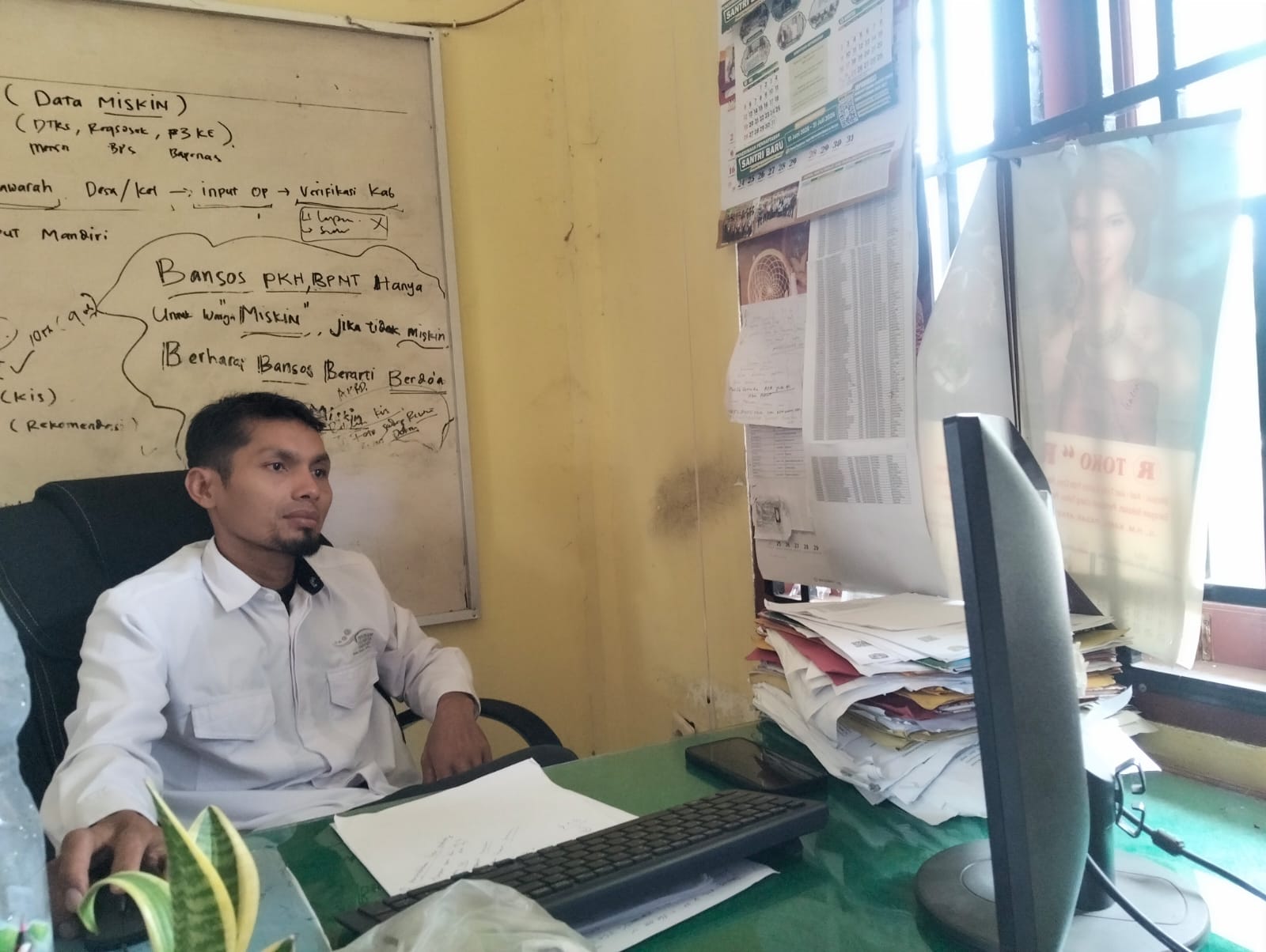 20 Keluarga Penerima Manfaat dari Suku Anak Dalam di Sarolangun Terima Bantuan PKH, Disos Catat Potensi Bertambah