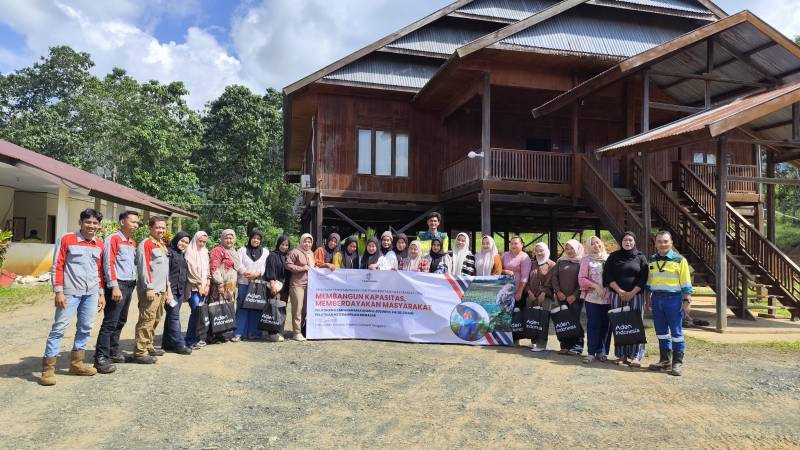 ADEN Indonesia dan PT SCM Latih Warga Routa Olah Keripik Pisang, Targetkan Kemandirian Ekonomi