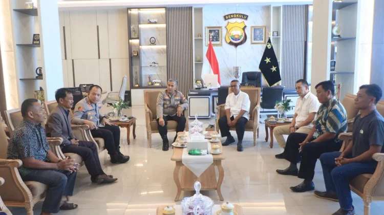 Wakil Bupati Bengkulu Utara Ucapkan Terima Kasih ke Kapolda di Pertemuan Penuh Haru, Ikatan Persaudaraan Diharap Tak Putus