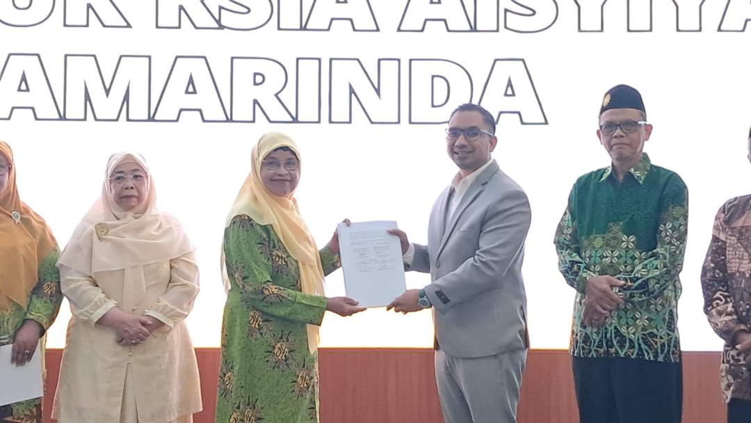 PWA Aisyiyah Kaltim Lantik dr. Virdy Kurniawan sebagai Direktur RSIA Aisyiyah Samarinda Periode 2026-2030