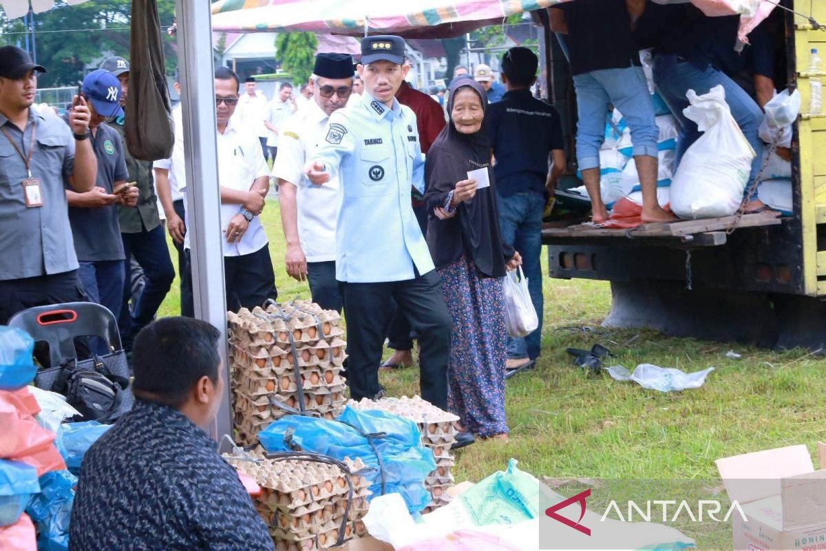 Bupati Aceh Barat Tarmizi Resmikan Pasar Tani di Meulaboh, Petani Tak Lagi Pusingkan Harga Anjlok