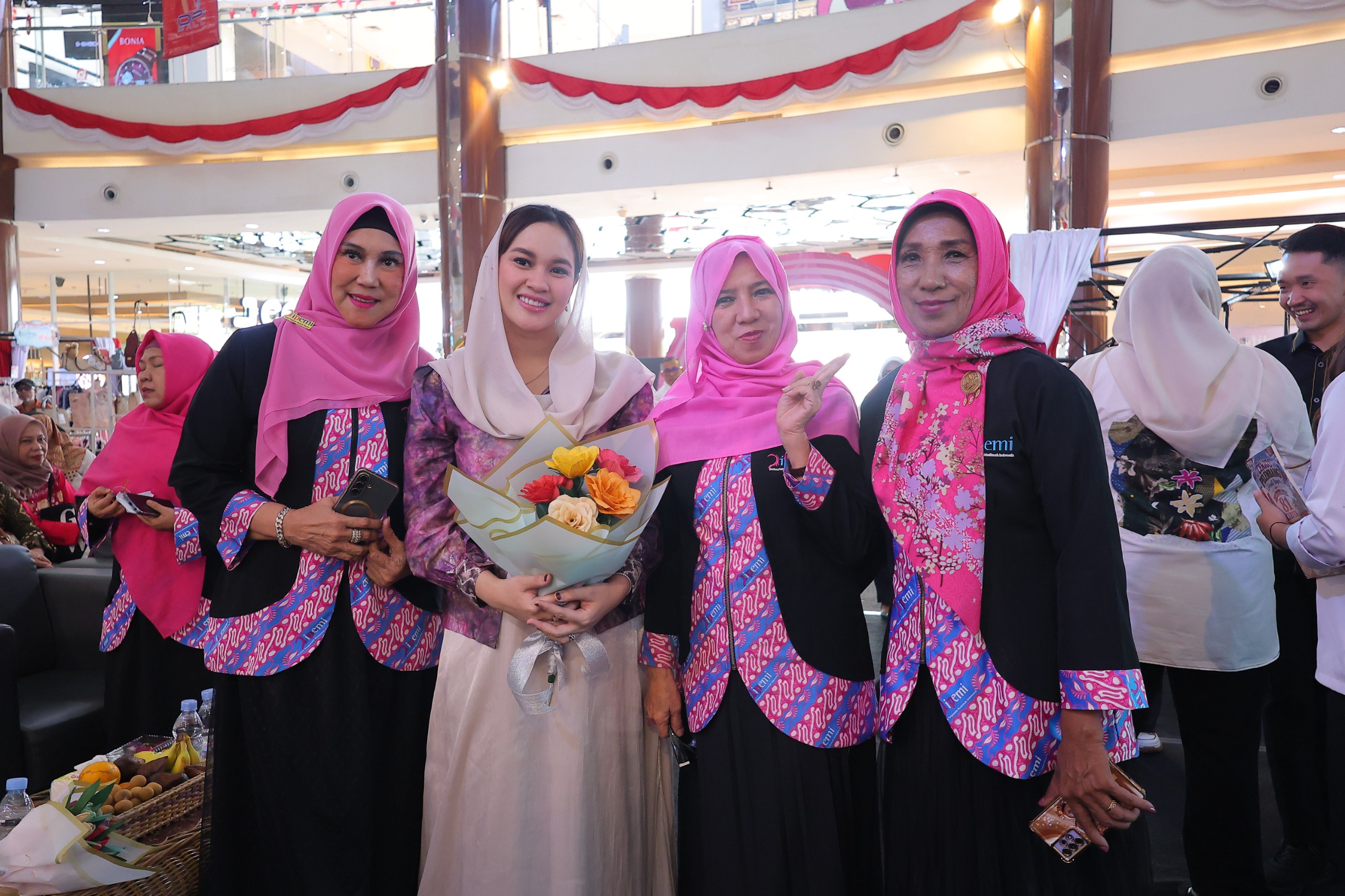 Lomba Puisi dan Pantun Muslimah IPEMI Palembang Meriahkan HUT RI ke-81, GOW Apresiasi Ruang Kreativitas Perempuan
