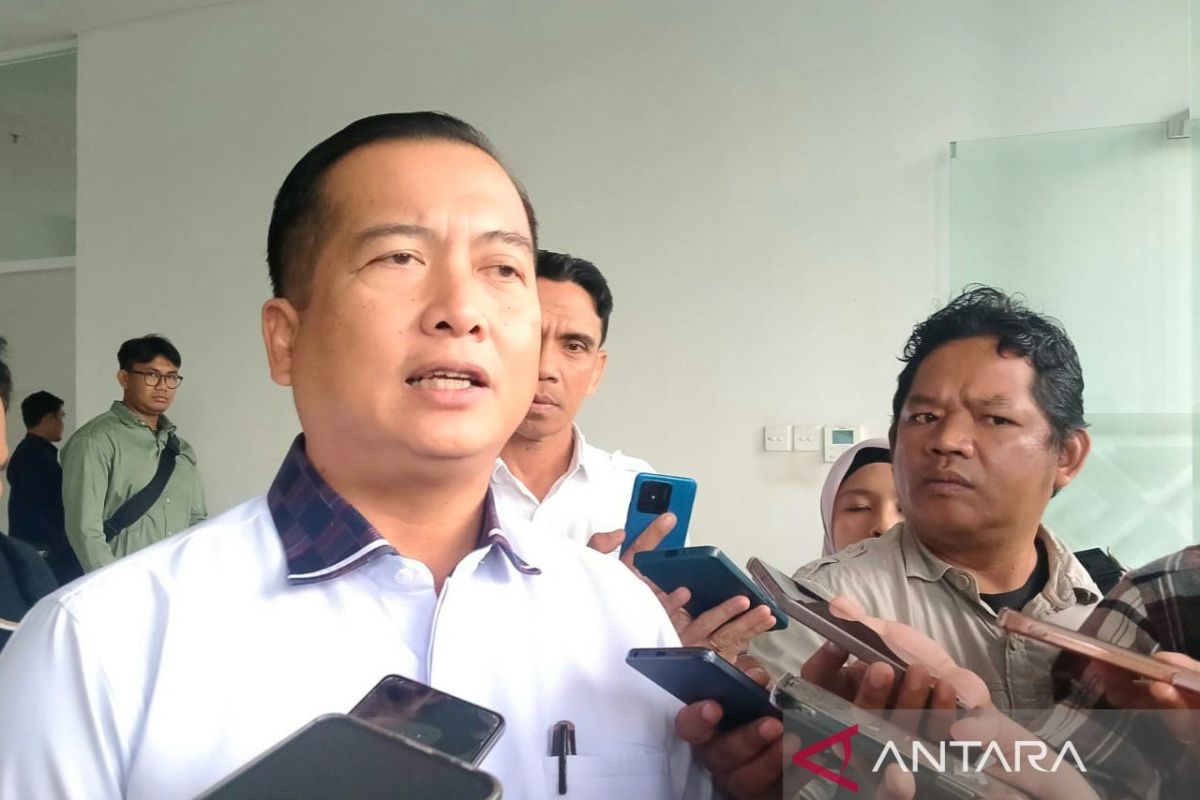 Gubernur NTB Lalu Muhamad Iqbal Jamin Biaya Pengobatan dan Sekolah Dua Santri Korban Kebakaran di Ponpes Lombok Tengah