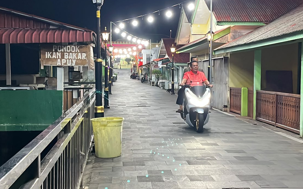 Gubernur Kepri Ansar Ahmad Pakai Dana Pribadi Pasang Lampu Jalan di Pulau Penyengat, Targetkan Wisata Malam