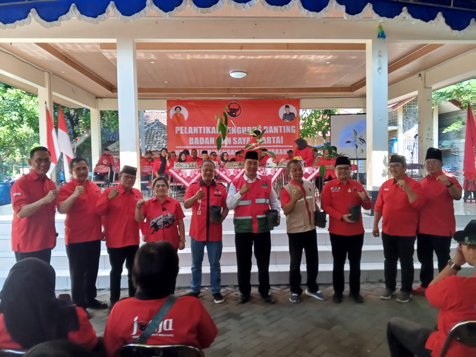 PDI Perjuangan Kota Yogyakarta Gelar Aksi Sosial dan Lingkungan, Tanam 300 Pohon dan Simulasi Bencana di Kali Gajah Wong