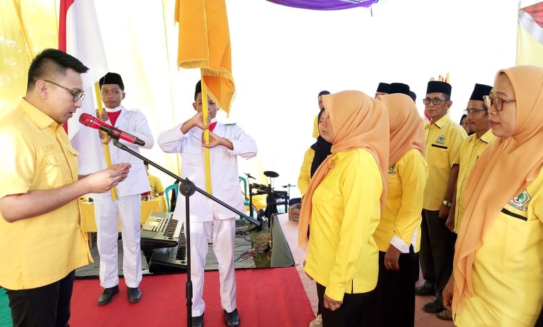 DPD Golkar Tulang Bawang Lantik Titik Purwati Jadi Pimpinan Kecamatan Gedung Aji, Targetkan Kursi Legislatif
