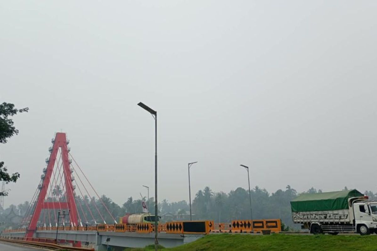 Kualitas Udara Dharmasraya Kembali Tidak Sehat, ISPU Tembus 103 Akibat Asap Kiriman Provinsi Tetangga