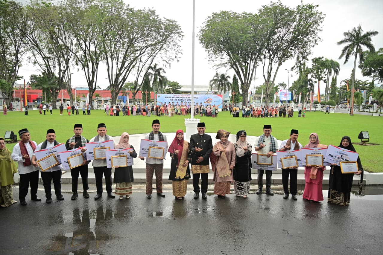 Gubernur Sumbar Mahyeldi Minta Perda Ketahanan Keluarga Segera Dijalankan, Angka Perceraian Jadi Sorotan