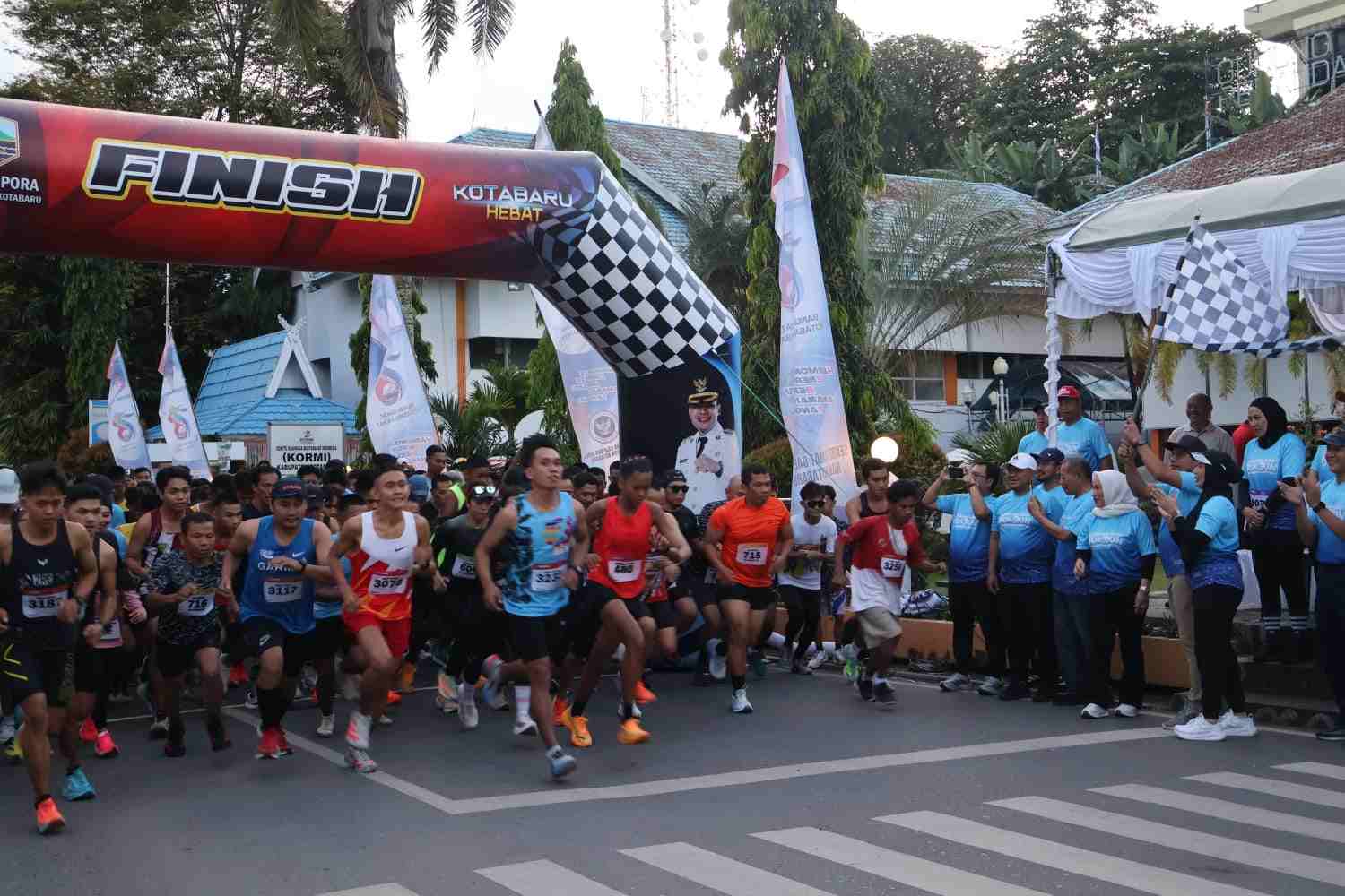 Ratusan Peserta Padati Fun Run Hari Jadi Kotabaru ke-76, Wabup Syairi Targetkan Jadi Agenda Tahunan