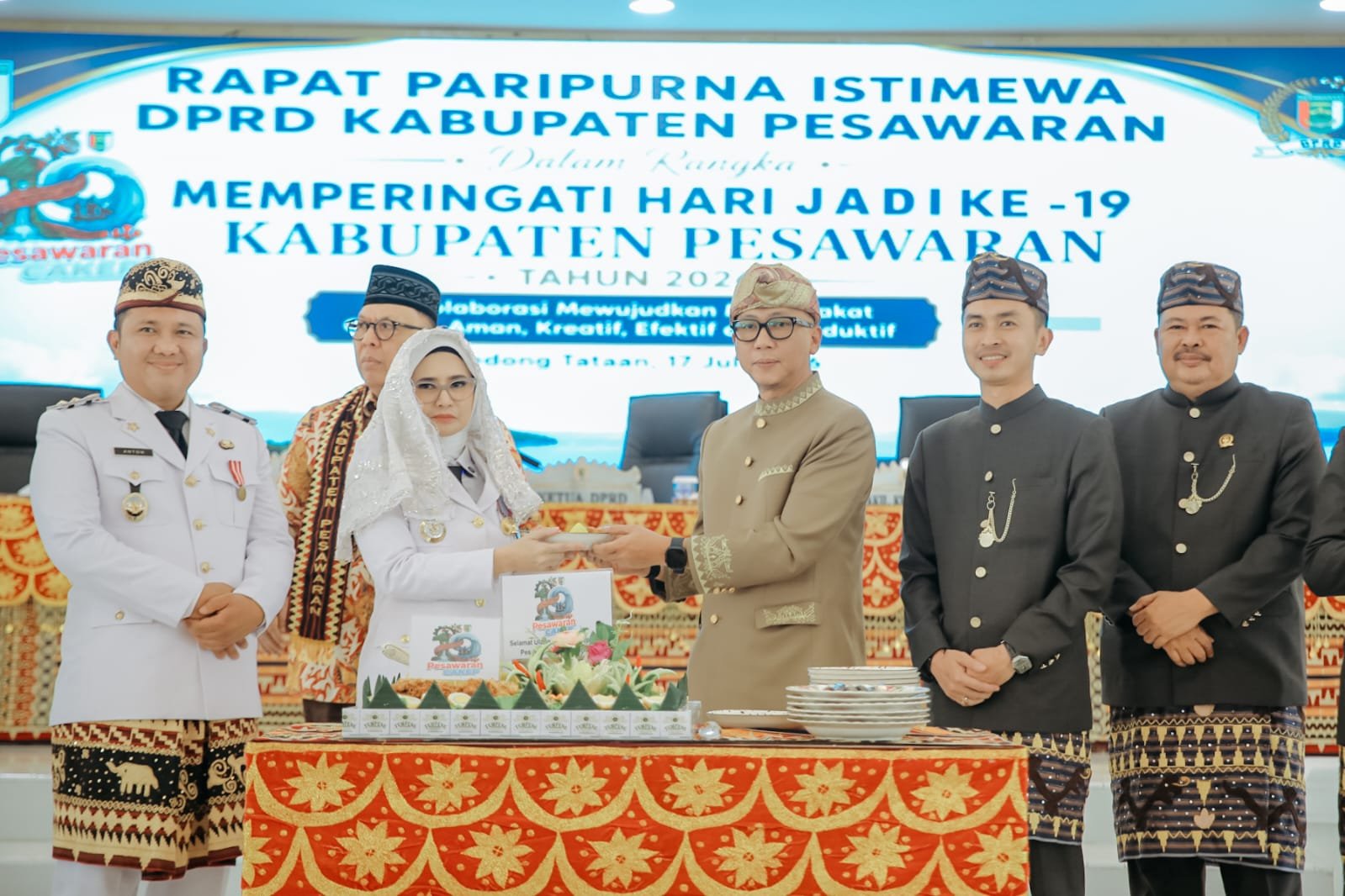 Gubernur Lampung Rahmat Mirzani Dorong Pesawaran Fokus ke Kualitas SDM dan Pariwisata di HUT ke-19