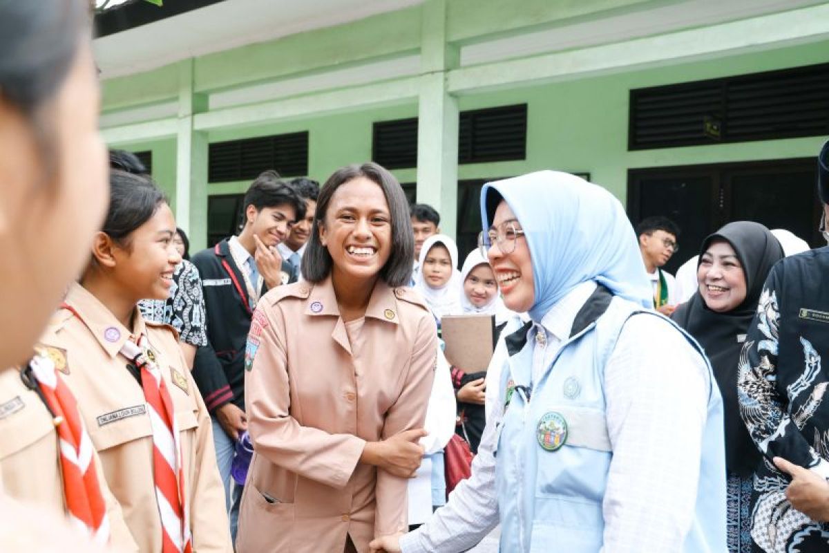 Ketua PKK Banten Tekankan Kolaborasi Warga Sekolah Bangun Budaya Aman dan Sehat di SMAN 6 Serang