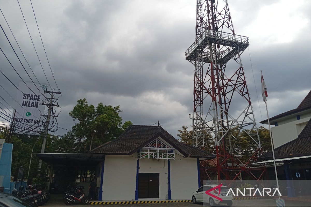 Hujan Ringan Intai Jambi dan Sejumlah Kota Besar Indonesia, BMKG Imbau Waspada Cuaca Ekstrem pada Minggu