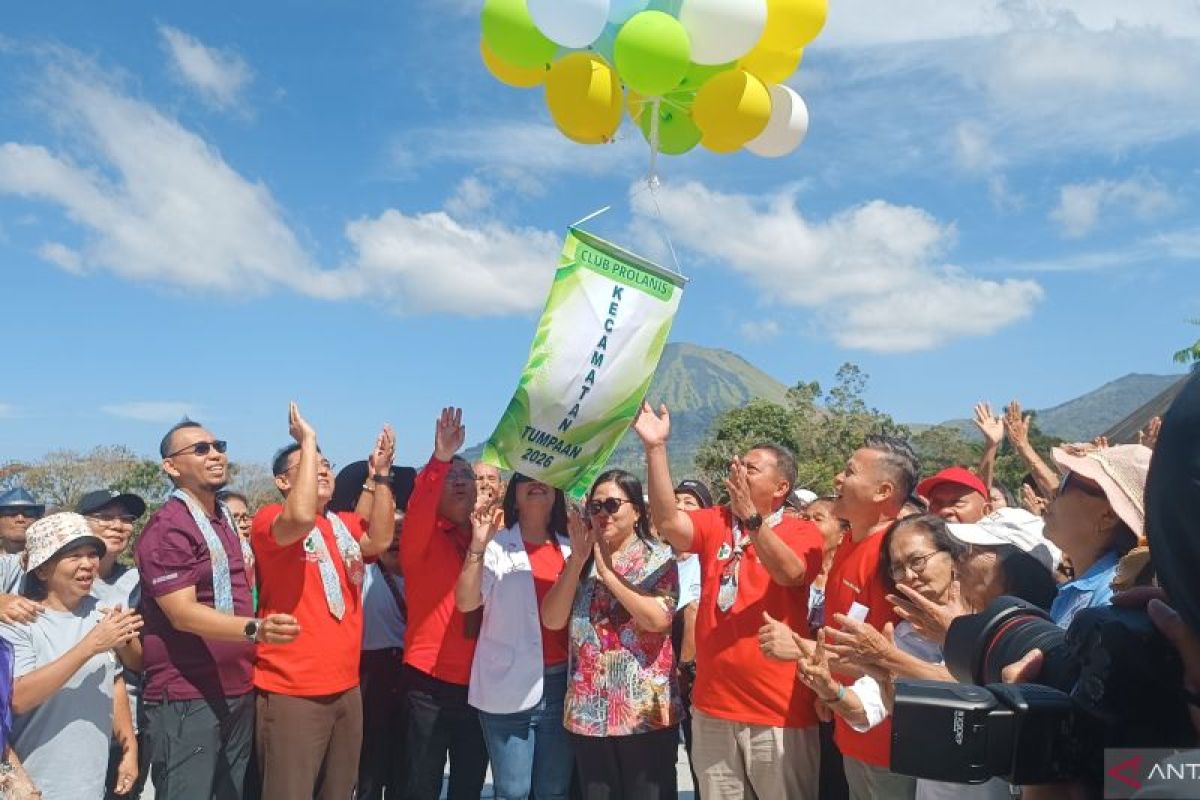 200 Peserta Penyakit Kronis di Minahasa Selatan Ikut Refreshing Club Prolanis, BPJS Kesehatan Tondano Dorong Gaya Hidup Sehat