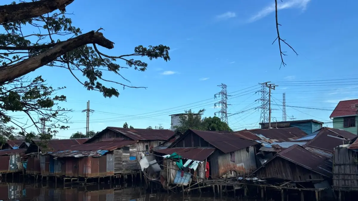 Rumah Ambruk di Bantaran Sungai Zafry Zam-zam Banjarmasin, Pemkot Larang Rehab atau Bangun Ulang di Atas Sungai