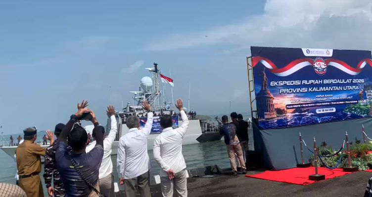 TNI AL Kerahkan KRI Ajak-653 Kawal Distribusi Rupiah ke Lima Pulau di Perbatasan, Mulai Sebatik hingga Derawan