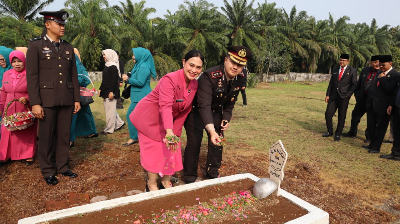 Polres Bengkulu Selatan Pimpin Ziarah Nasional di TMP Semaku, 35 Pahlawan Dikenang dalam Rangka HUT ke-81 RI
