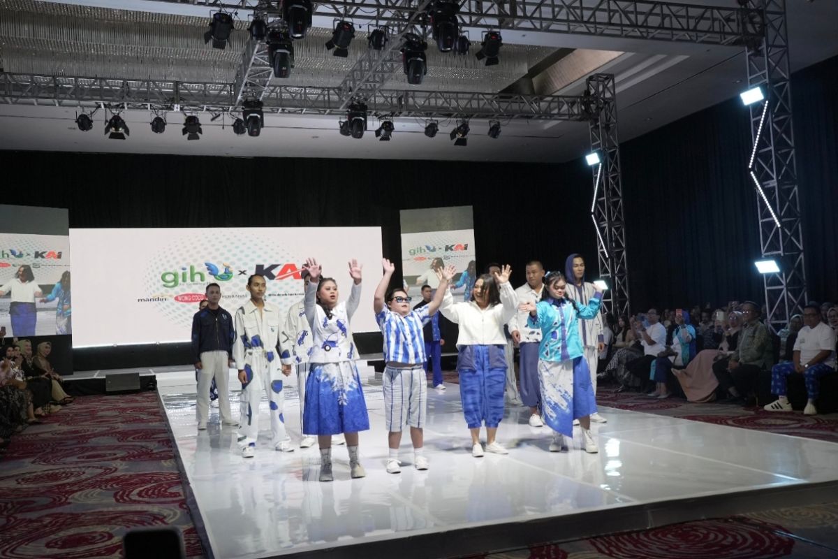 KAI Tanjungkarang Beri Ruang Karya untuk Anak Berkebutuhan Khusus di Ajang Fashion Show LIFMOVE 2026