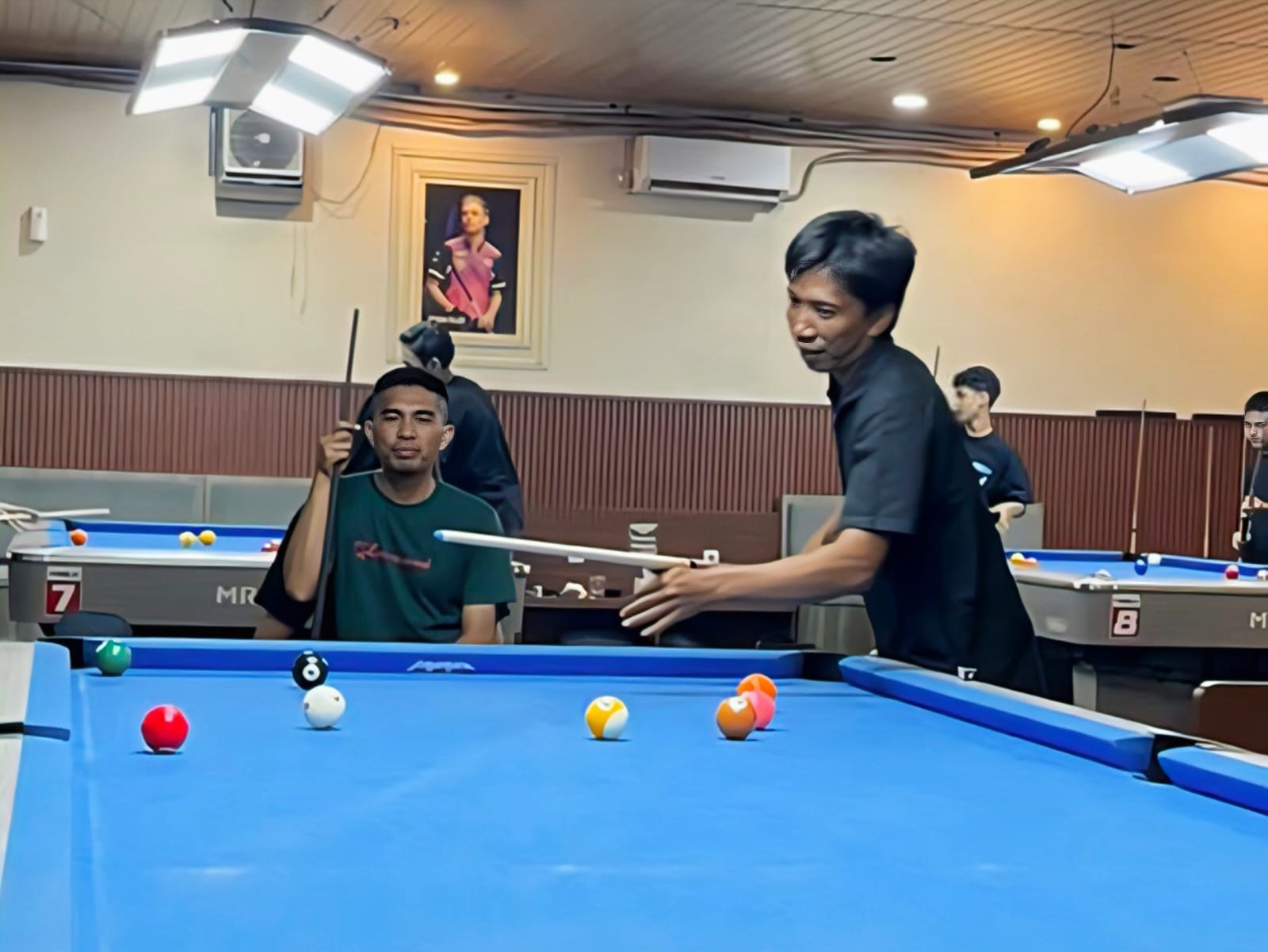 Target Dua Emas Porprov NTB 2026, Atlet Biliar Sumbawa Barat Matangkan Latihan Tanpa Nomor Snooker