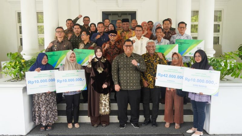 Banda Aceh Biayai Premi BPJS Ketenagakerjaan untuk 10.233 Pekerja Rentan, Pertahankan Peringkat Universal Coverage Tertinggi di Aceh