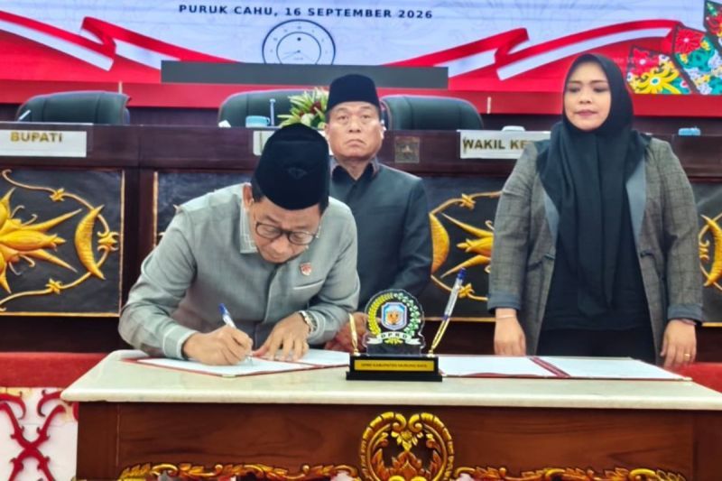Bupati Murung Raya Percepat Pembongkaran Pasar Pelita Hilir, Pedagang Direlokasi ke Dua Lokasi