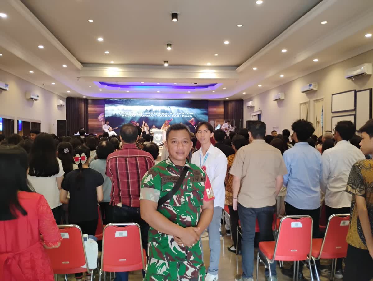 Babinsa Koramil 410-06/Kdt Kawal Ibadah Kenaikan Yesus Kristus di GKPA Bandar Lampung, Jemaat Tenang dan Khidmat