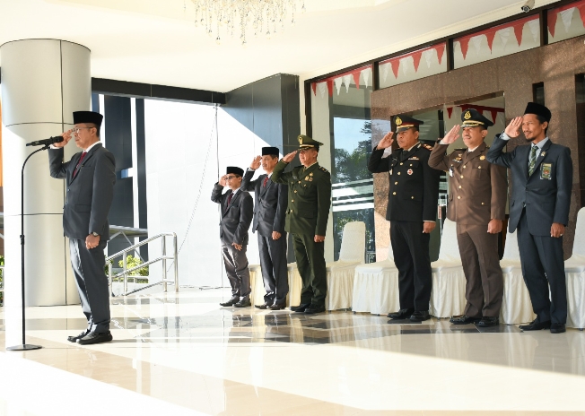Harkitnas ke-118 di Lombok Timur: Sekda Ingatkan Pentingnya Jaga Tunas Bangsa dan Wujudkan Kemandirian Desa Lewat Koperasi Merah Putih