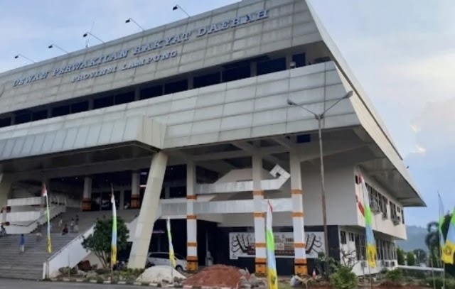 Gubernur dan Wagub Lampung Tak Hadiri Sidang Paripurna DPRD, Fraksi Sampaikan Pandangan APBD 2025
