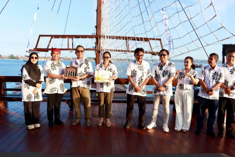 13 Kepala Daerah Se-Indonesia Naik Kapal Pesiar di Pelabuhan Benoa, Wali Kota Denpasar Kenalkan Wisata Bahari