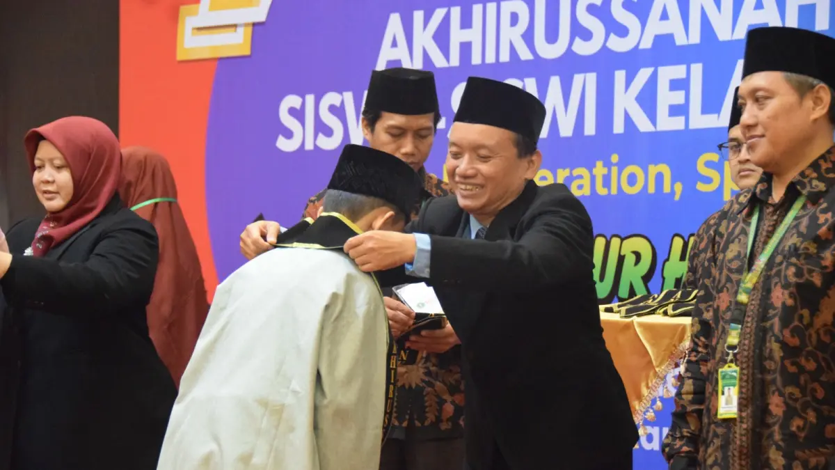 198 Siswa SDIT Nur Hidayah Surakarta Diwisuda, Angkatan Ke-23 Boyong Ratusan Prestasi dan Nilai TKA di Atas Rerata Provinsi