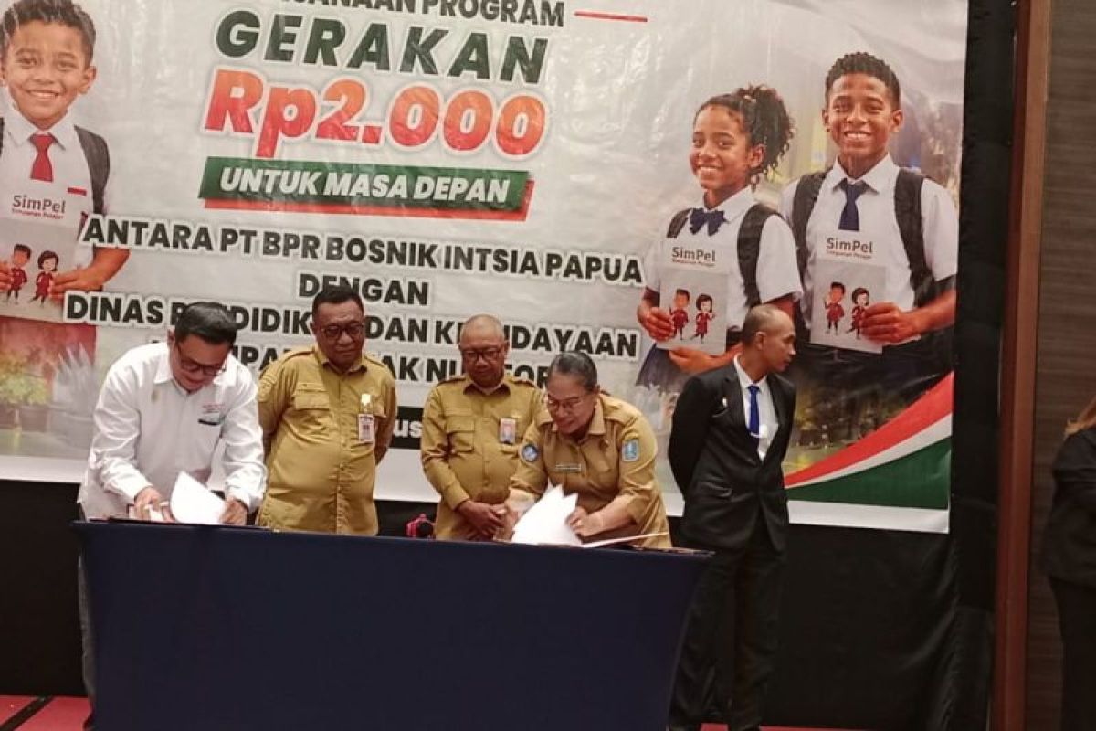 Pemkab Biak Numfor dan Bank BPR Bosnik Instia Papua Resmi Luncurkan Gerakan Menabung Rp2.000 untuk Pelajar