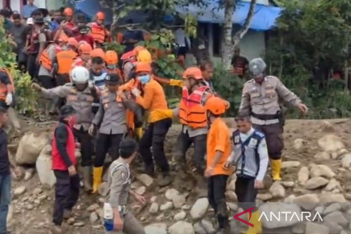 Tim SAR Gabungan Temukan Korban Terakhir Banjir Bandang Solok, Operasi Pencarian Resmi Ditutup