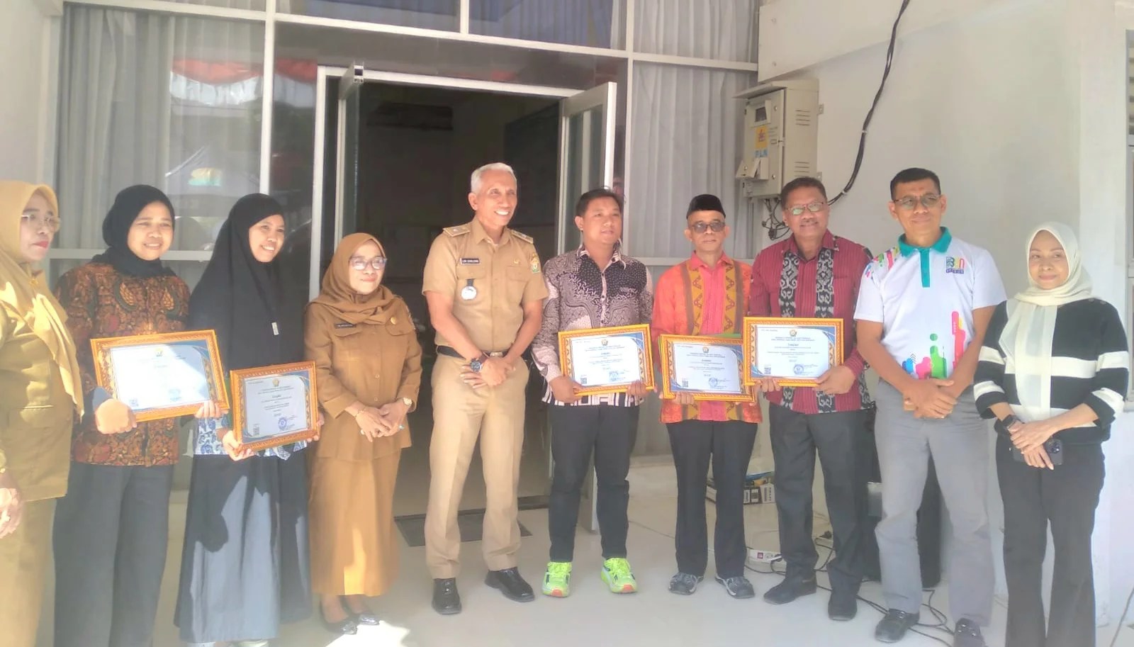 KPN Lemo Momahe SMAN 8 Kendari Kembali Raih Penghargaan Koperasi Sehat dari Pemprov Sultra, Aset Terus Meningkat