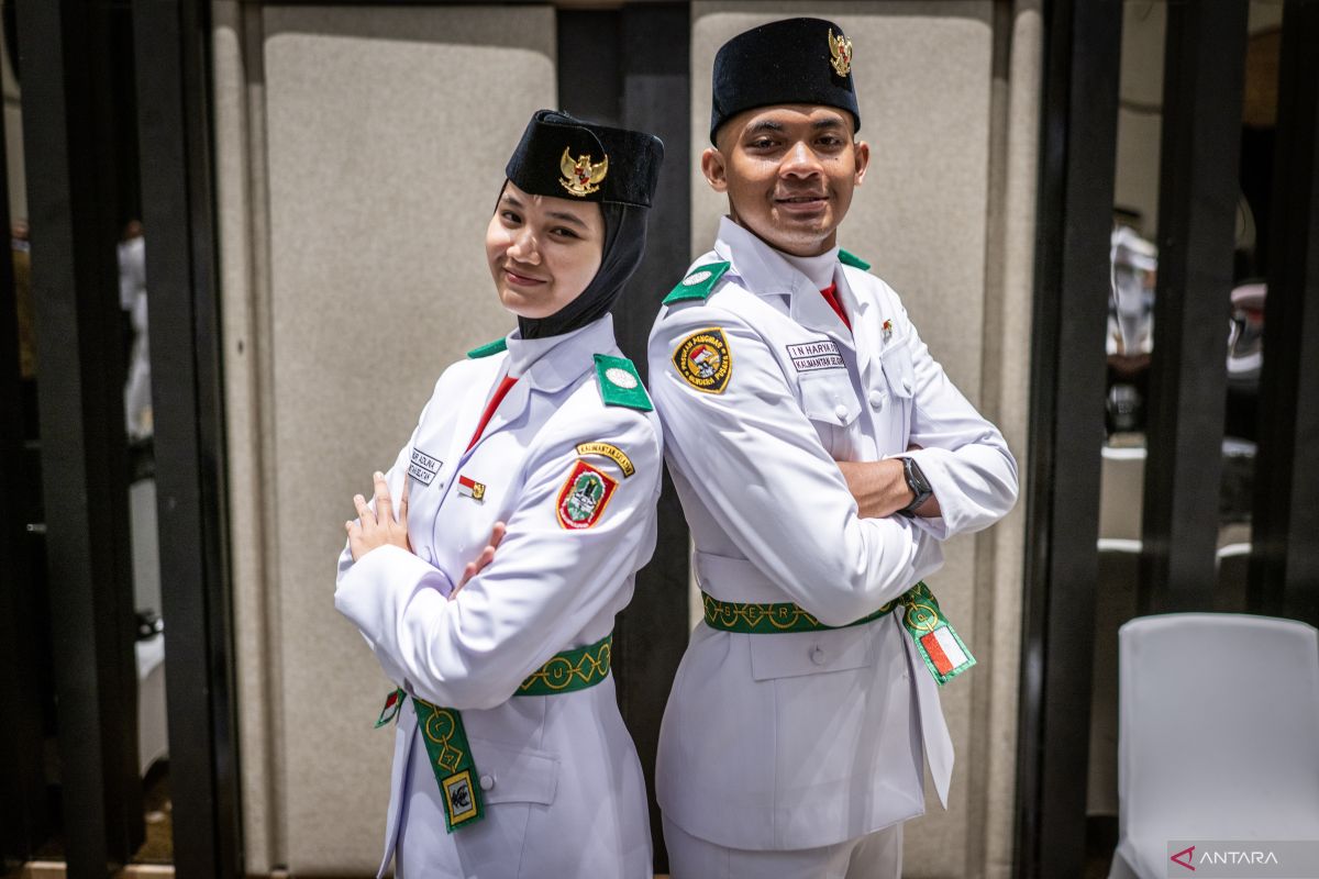 76 Anggota Paskibraka Dikukuhkan di Istana Negara, Dua Pelajar Kalsel Siap Bertugas di HUT ke-81 RI