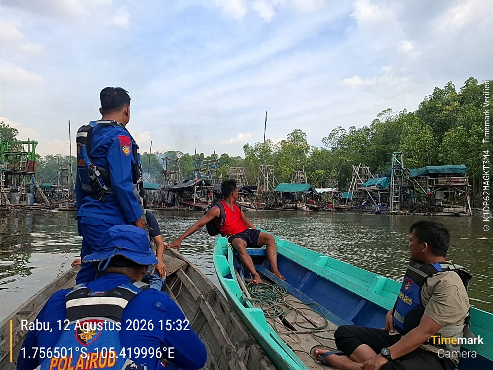 Warga Diminta Patuhi Aturan Tambang: polres Bangka Barat Temukan 90 Ponton Rajuk Tower di DAS Kampak Jebus
