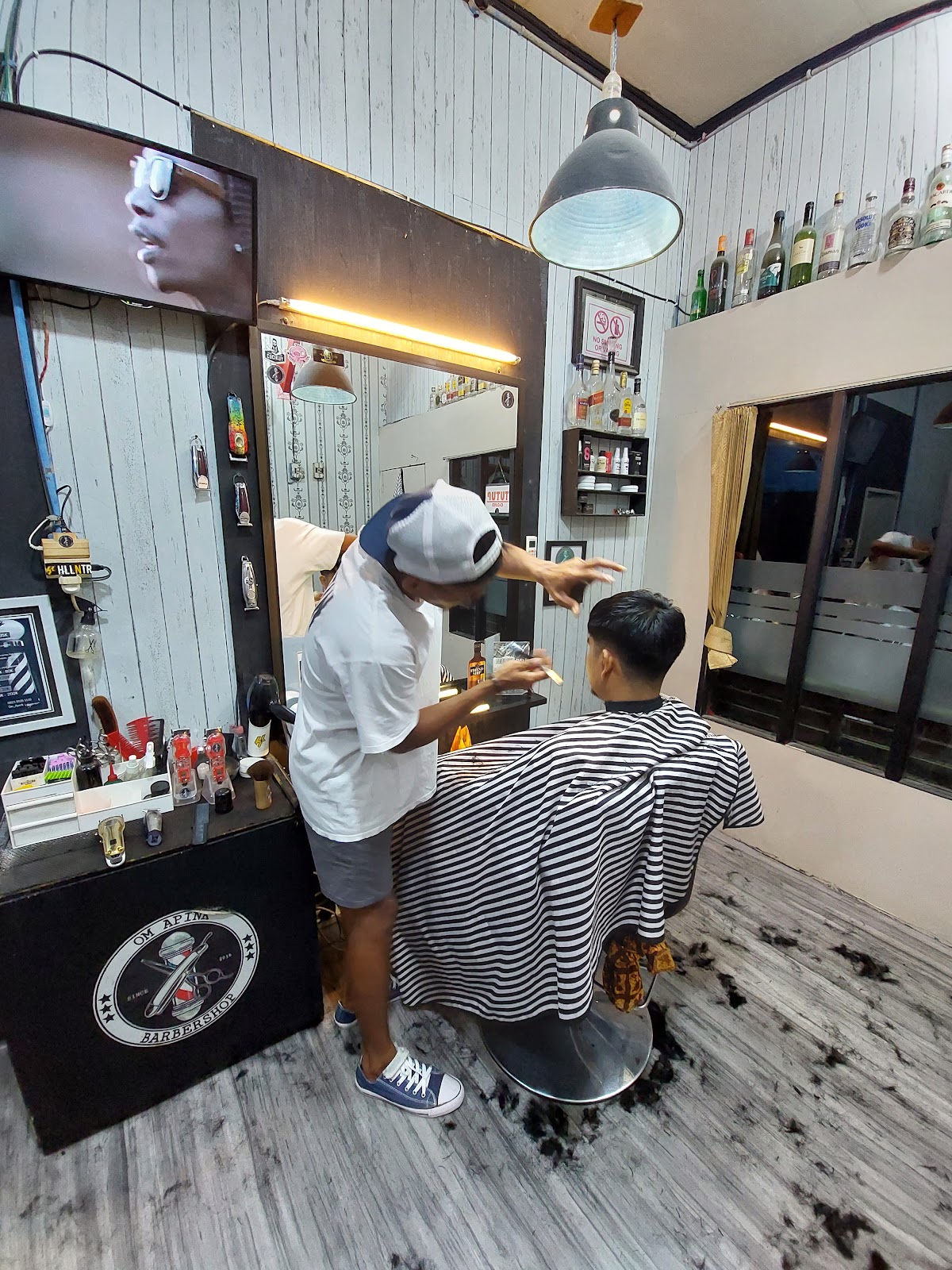 10 Barber Shop Tenggarong Paling Hits Buat Upgrade Gaya di 2026