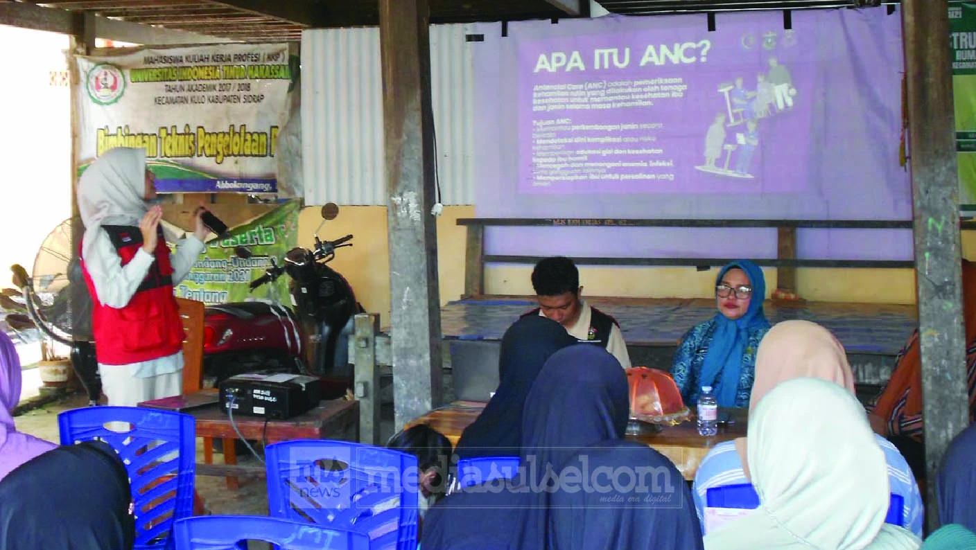 Mahasiswa KKN-PK Unhas di Sidrap Bekali Ibu Hamil Baca Grafik KMS untuk Cegah Stunting Sejak 1.000 Hari Pertama