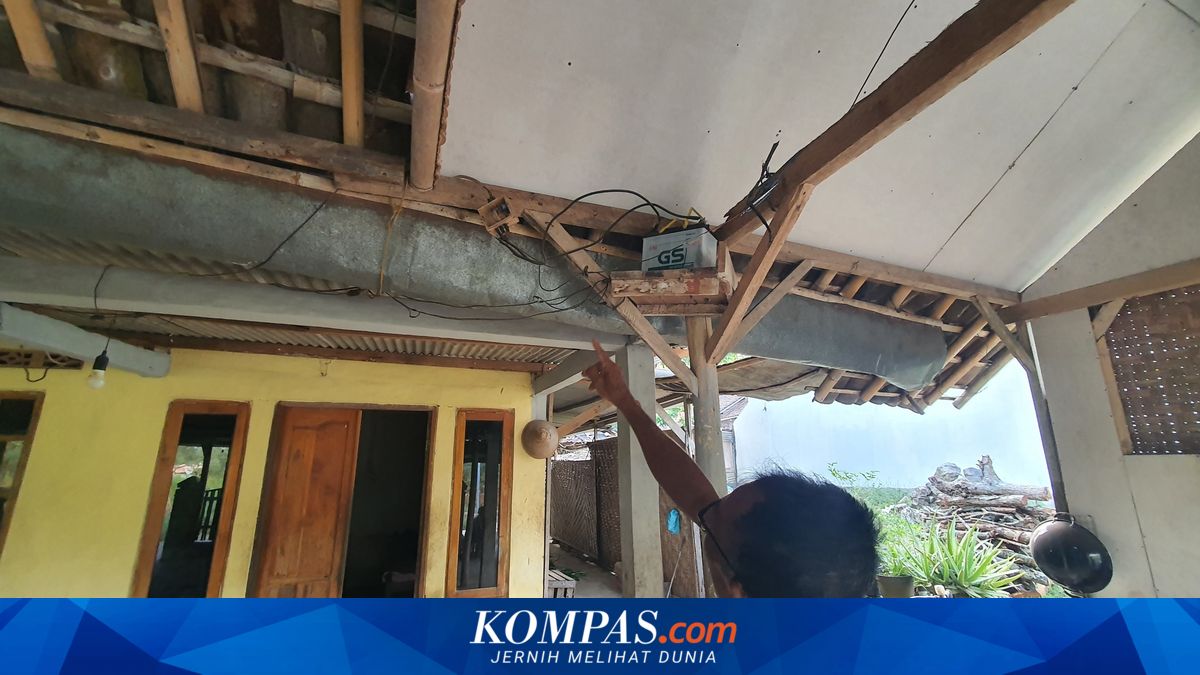 Lampu Tak Padam saat PLN Mati: 10 Tahun Bertahan dengan Panel Surya dan Aki Bekas, Warga Gunungkidul Buktikan Kemandirian Energi