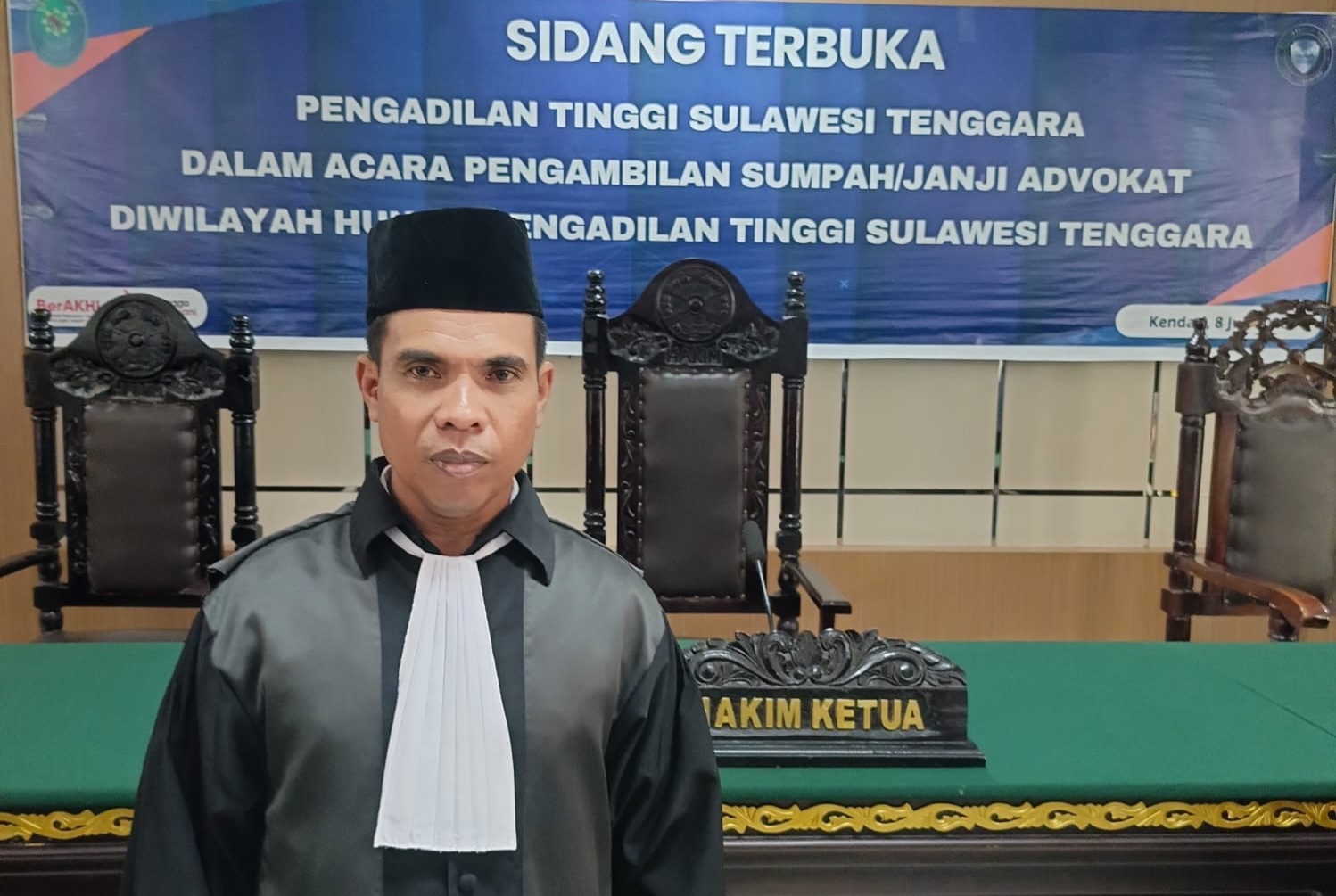 Wakil Ketua PWI Sultra Dr. Umar Marhum Resmi Dilantik sebagai Advokat PERADI, Perkuat Perlindungan Hukum Wartawan
