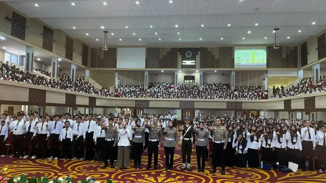 Ditlantas Polda Sumbar Edukasi 3.000 Mahasiswa Baru UNP Padang, Targetkan Turunkan Angka Kecelakaan