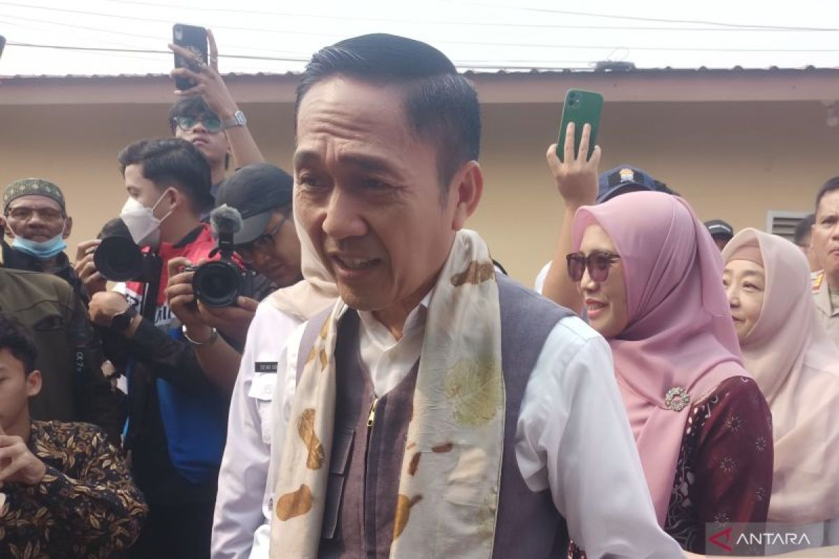 Pemkot Palembang Kirim 64 Tangki Air Bersih per Hari ke Seberang Ulu dan Sukarami