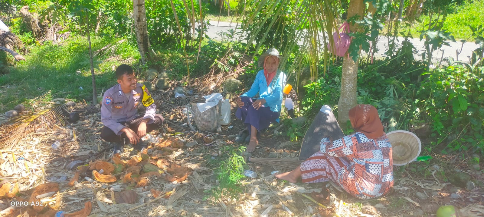 Bhabinkamtibmas Polsek Kedurang Ilir Sambangi Desa Keban Agung 2, Enam Pesan Kamtibmas Disampaikan ke Warga