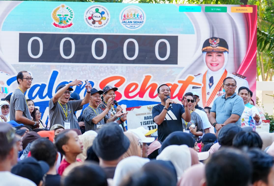 6.000 Peserta Lintas Agama Ramaikan Jalan Sehat Anti Mager di Makassar, Gubernur Sulsel Lepas Langsung