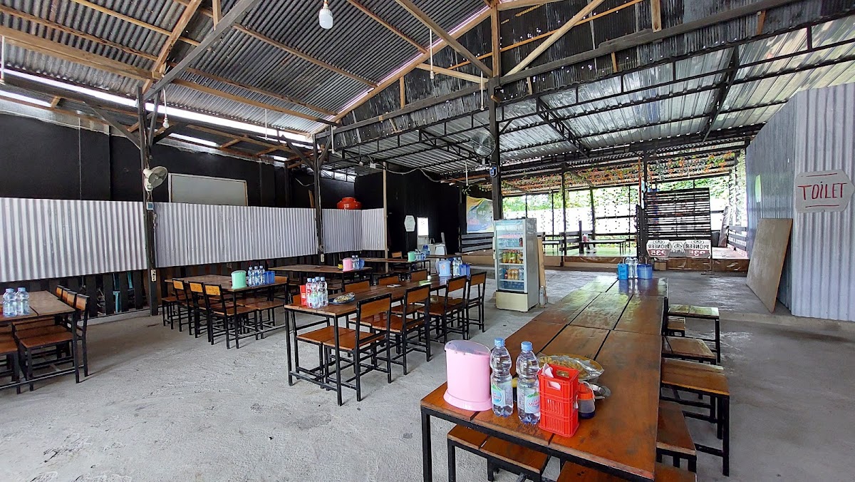 10 Daftar Rumah Makan Padang di Sulawesi Barat Terbaru 2026, Wajib Dicoba!