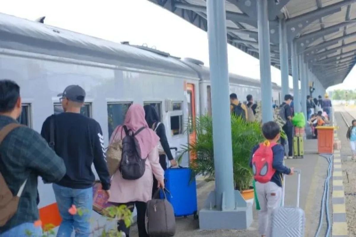 Libur Panjang Idul Adha dan Waisak, KAI Palembang Angkut 43.396 Penumpang, Naik 11 Persen