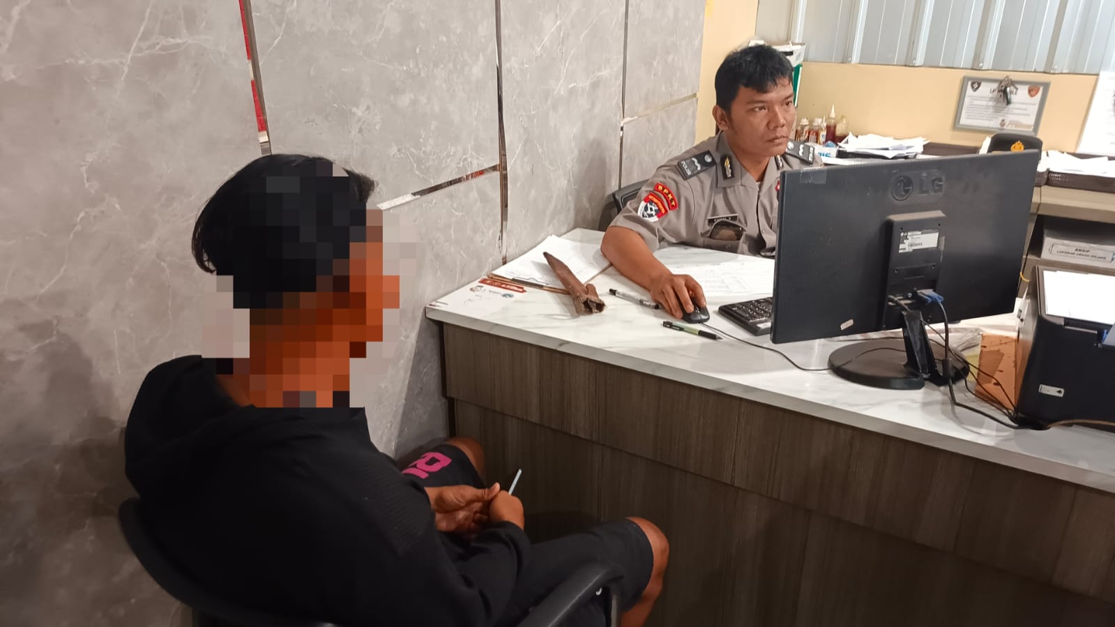 Knalpot Bising Picu Pembacokan di Palembang, Tukang Bangunan ER Babak Belur Ditebas Golok
