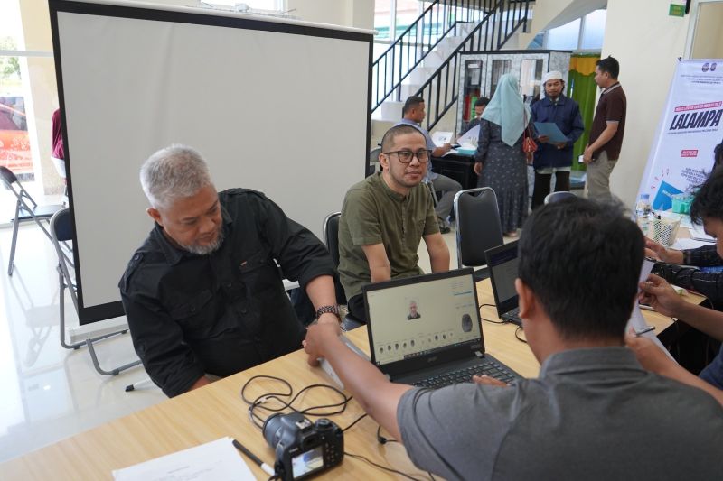Kantor Imigrasi Palu Jemput Bola Urus Paspor Haji dan Umrah di Tolitoli dan Buol, Ratusan Pemohon Terlayani