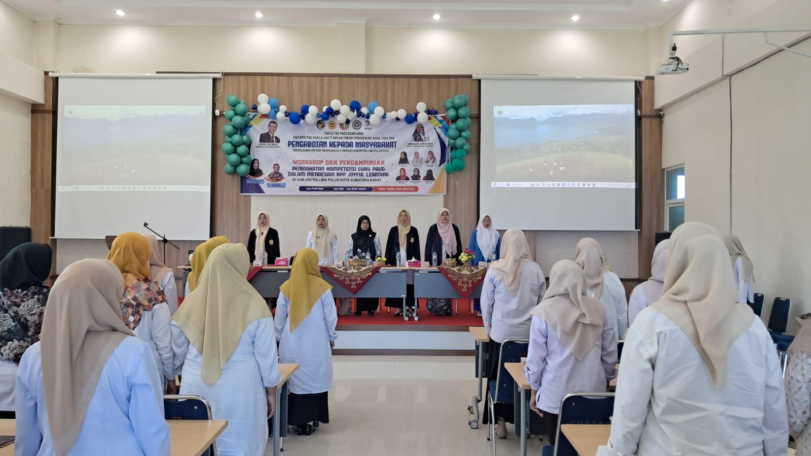 Mahasiswa Pasca Sarjana Universitas Panca Sakti Bekasi Gelar Workshop PAUD Joyful Learning bagi 40 Guru di Lima Puluh Kota