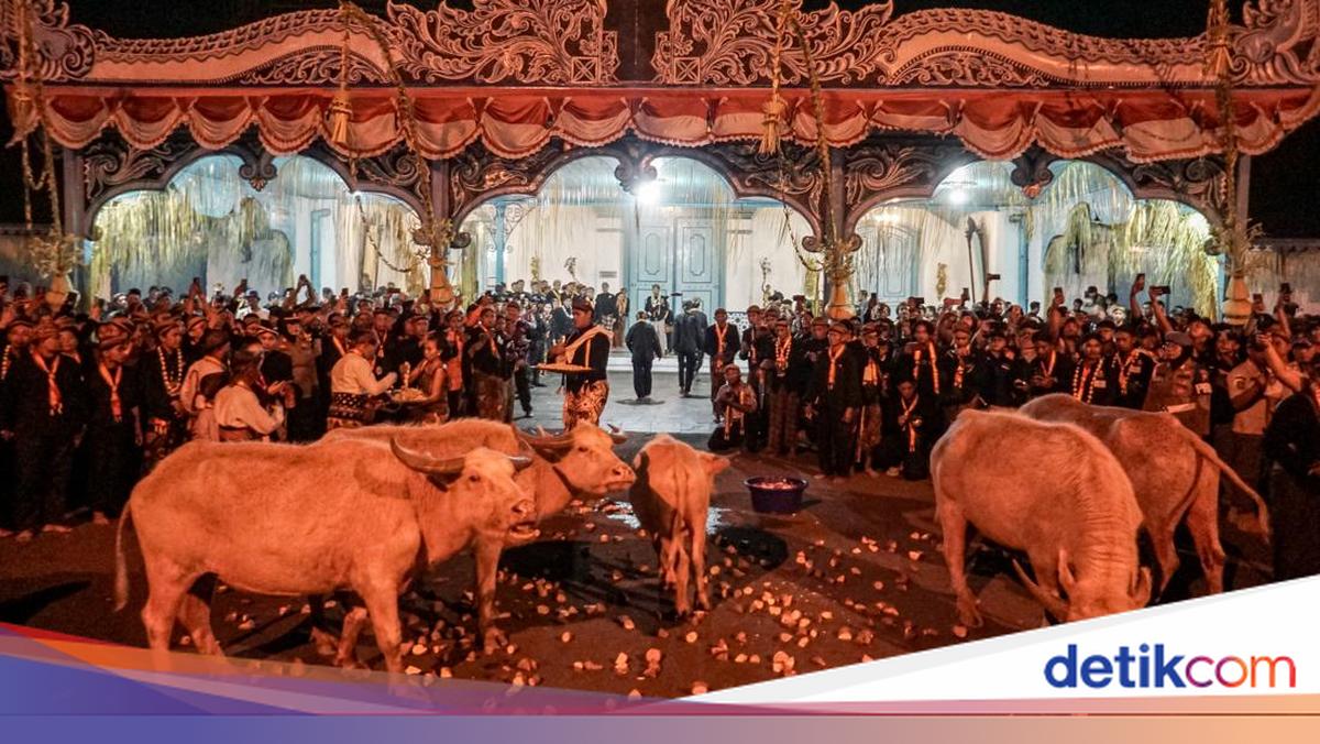 854 Personel Gabungan Amankan Kirab Malam 1 Suro di Solo, Dua Keraton Gelar Prosesi Beda Waktu