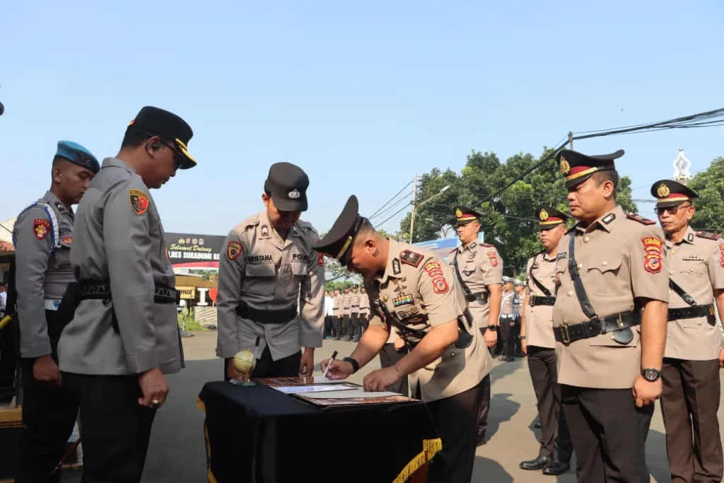 Mutasi di Polres Sukabumi Kota: Kasat Lantas, Kasat Reskrim, dan Lima Kapolsek Berganti